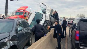 Accidente de camión en una autopista de Nueva York